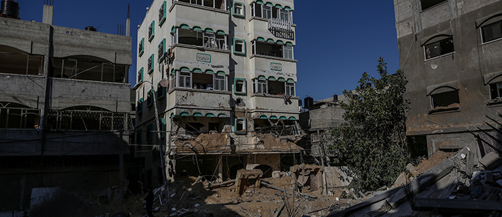 İsrail saldırılarının hedefindeki Gazze’de yıkım görüntülendi