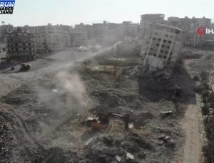 Enkaz kentte 45 dereceyi bulan Basra sıcağında şiddetli yıkım