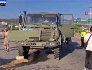 Hatay’da askeri araç tıra çarptı: 10 asker yaralı