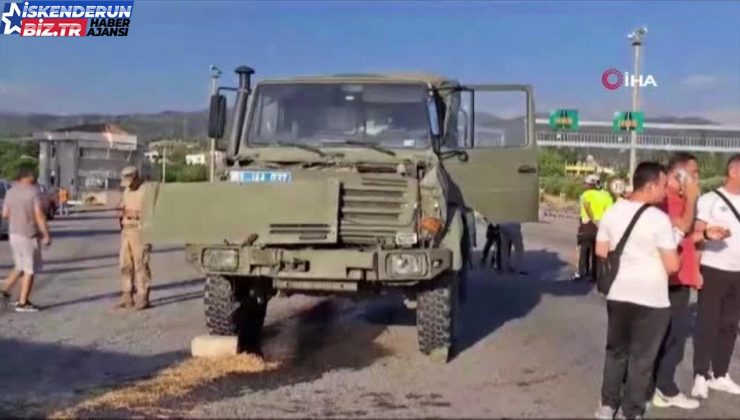 Hatay’da askeri araç tıra çarptı: 10 asker yaralı